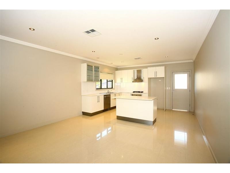 5/2 Tunks Street, Ryde NSW 2112