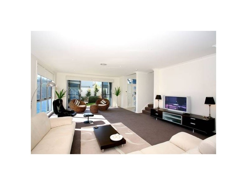 1 Baronia Circuit, Castle Hill NSW 2154
