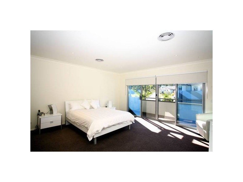 1 Baronia Circuit, Castle Hill NSW 2154