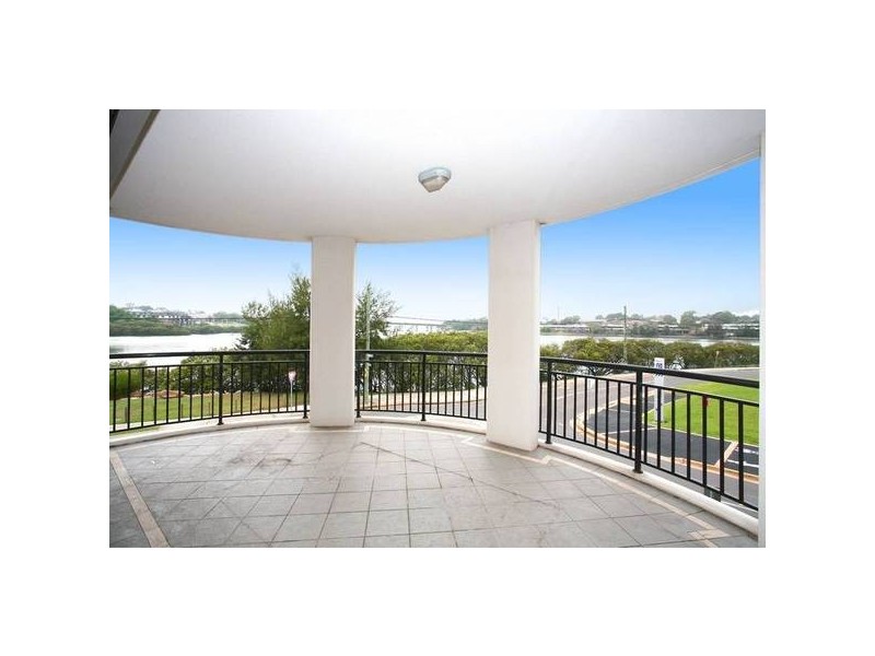 9/143 Bowden Street, Meadowbank NSW 2114