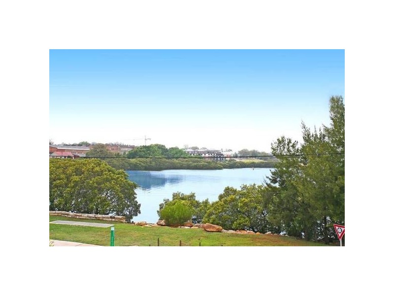 9/143 Bowden Street, Meadowbank NSW 2114