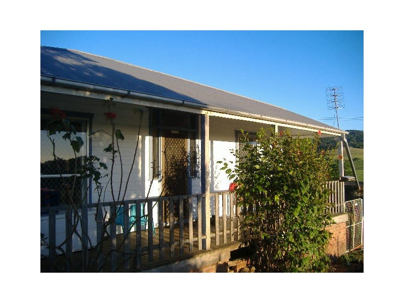 322 Princes Highway, Toolijooa NSW 2534
