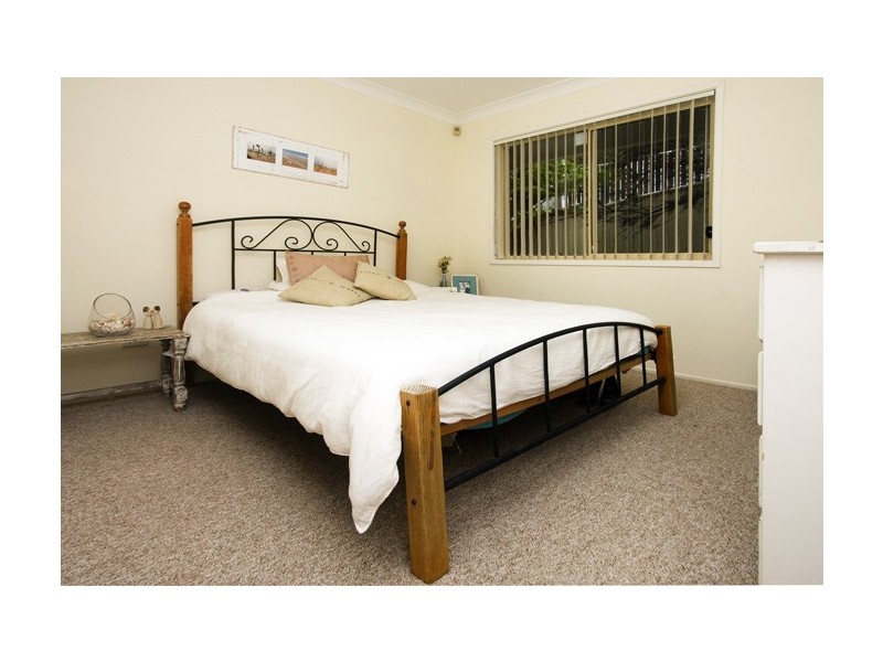 2/1 Bland Place, Gerroa NSW 2534