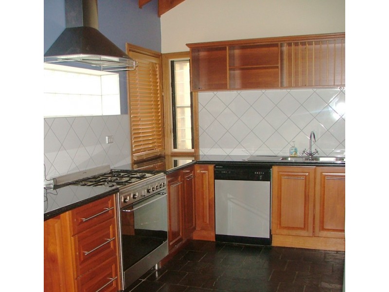 14 Willawa Avenue, Gerringong NSW 2534