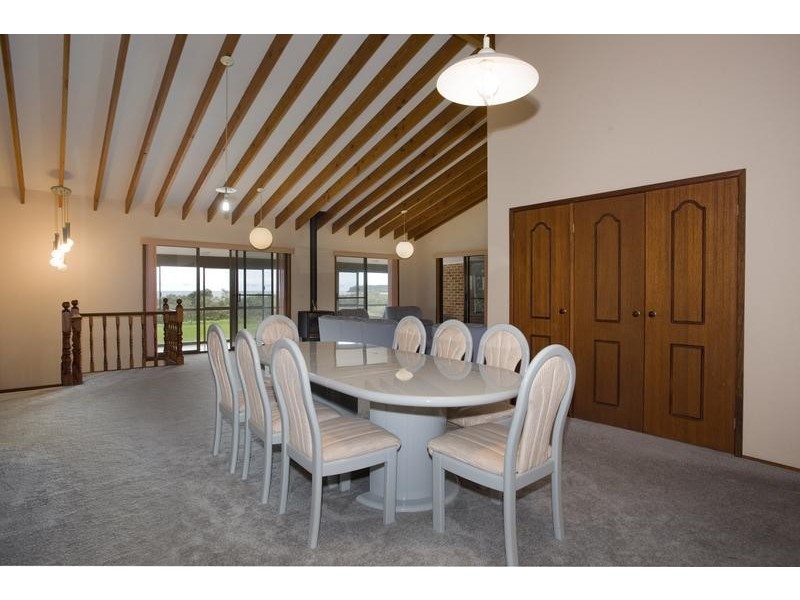 135 North Kiama Drive, Kiama Downs NSW 2533