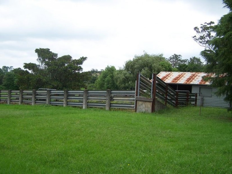 65 Graham Road, Meroo Meadow NSW 2540