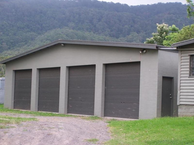 65 Graham Road, Meroo Meadow NSW 2540