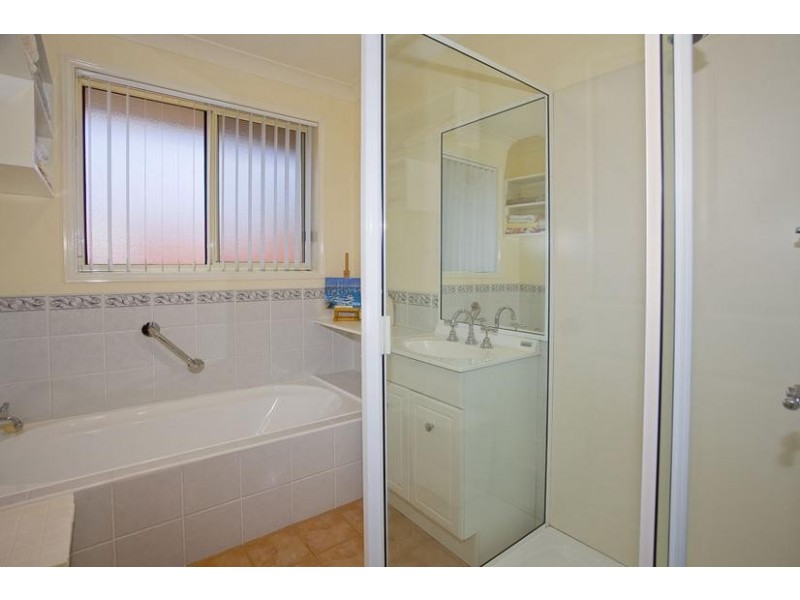 2/1 Craig Place, Gerringong NSW 2534