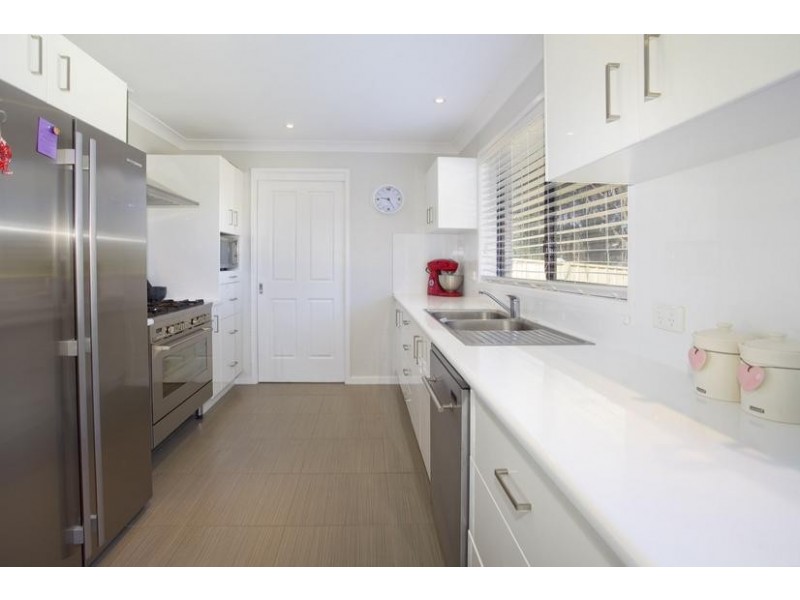 42 Cameron Crescent, Kiama Downs NSW 2533