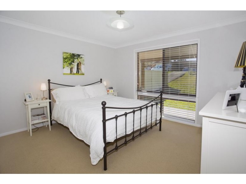 42 Cameron Crescent, Kiama Downs NSW 2533