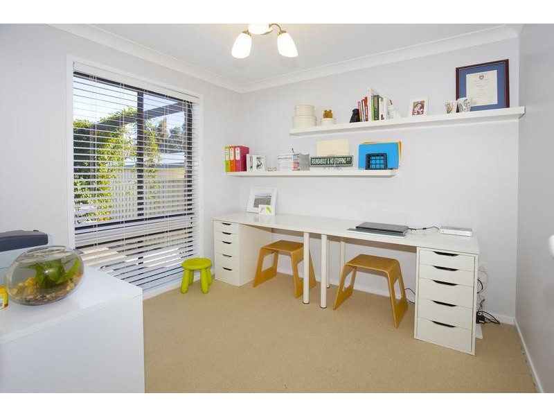 42 Cameron Crescent, Kiama Downs NSW 2533