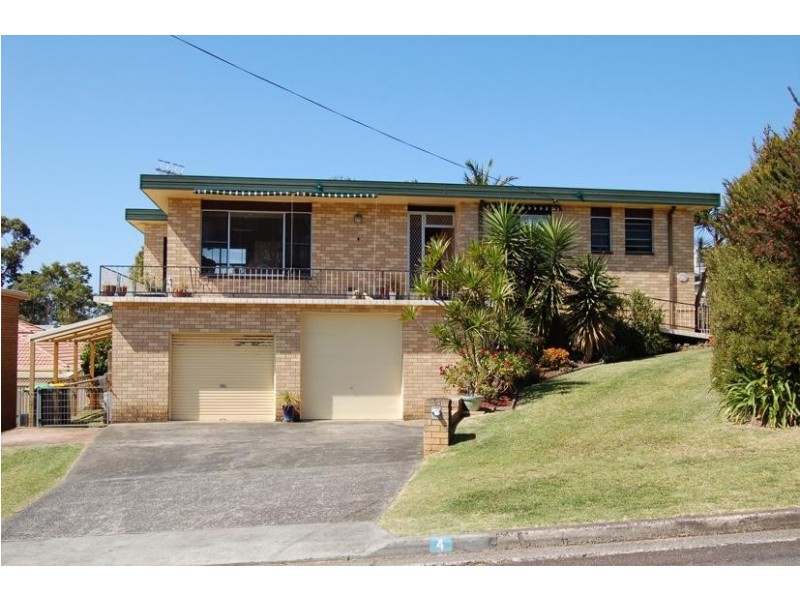 4 Camira Avenue, Gerringong NSW 2534