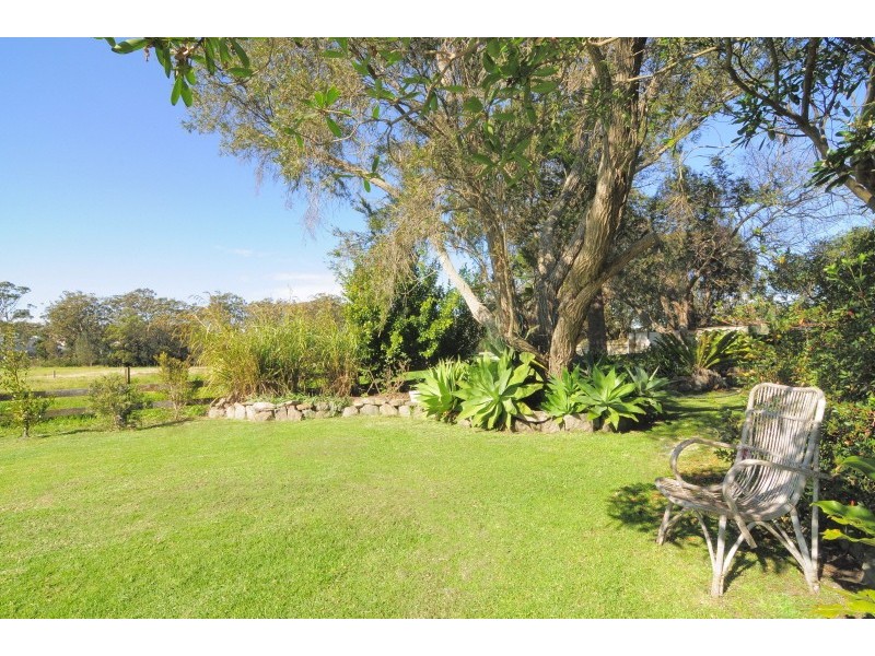 1528 Bolong Road, Shoalhaven Heads NSW 2535