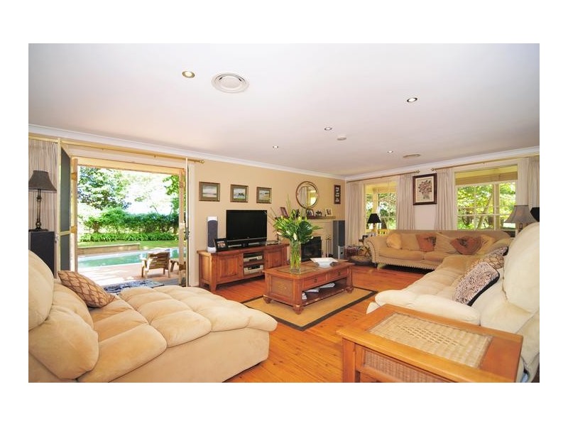 210 Foxground Road, Gerringong NSW 2534