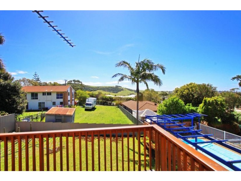 25 Attunga Ave, Kiama Heights NSW 2533