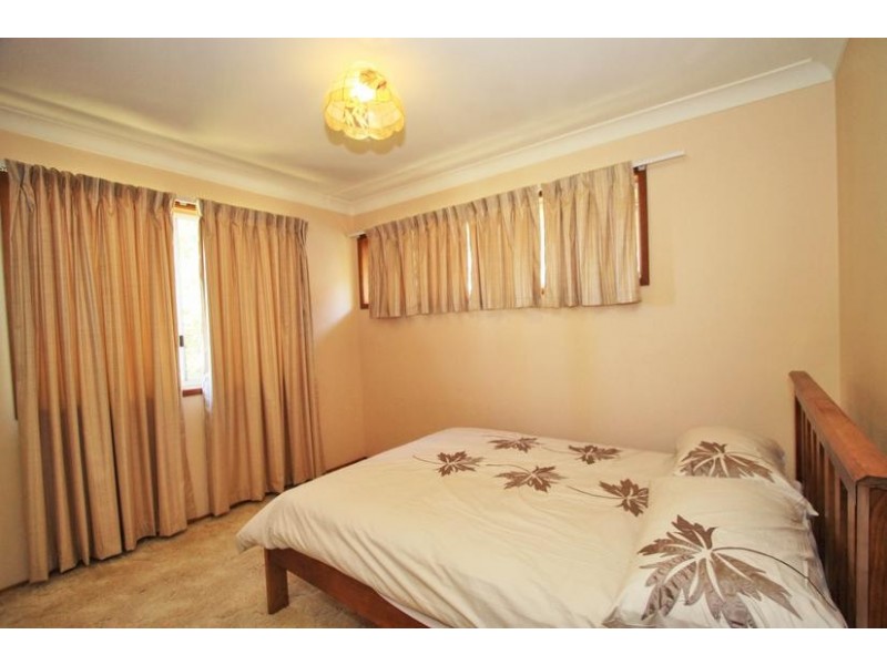 25 Attunga Ave, Kiama Heights NSW 2533