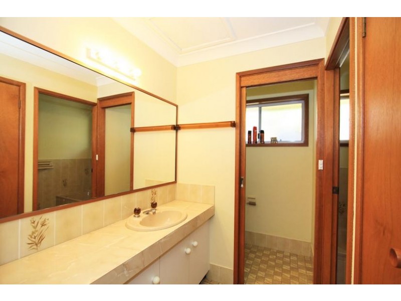 25 Attunga Ave, Kiama Heights NSW 2533