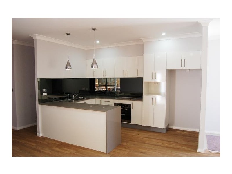 1, 2 + 3/8 Greta Street, Gerringong NSW 2534