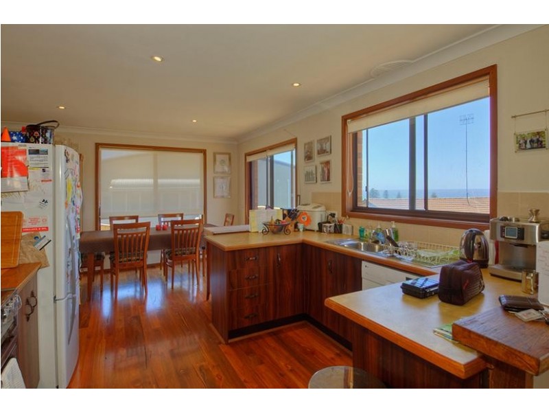 4 Armstrong Avenue, Gerringong NSW 2534