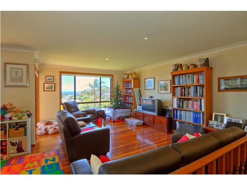 4 Armstrong Avenue, Gerringong NSW 2534