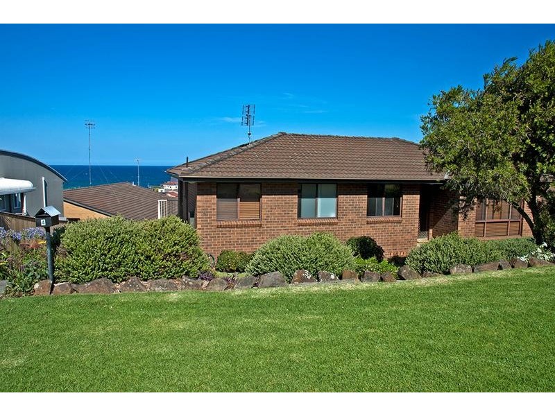 4 Armstrong Avenue, Gerringong NSW 2534
