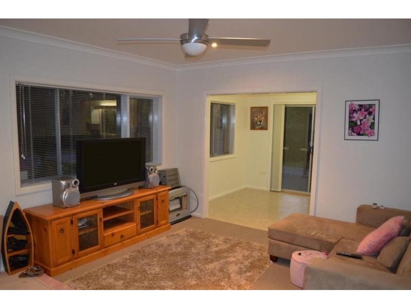 1 Page Avenue, North Nowra NSW 2541