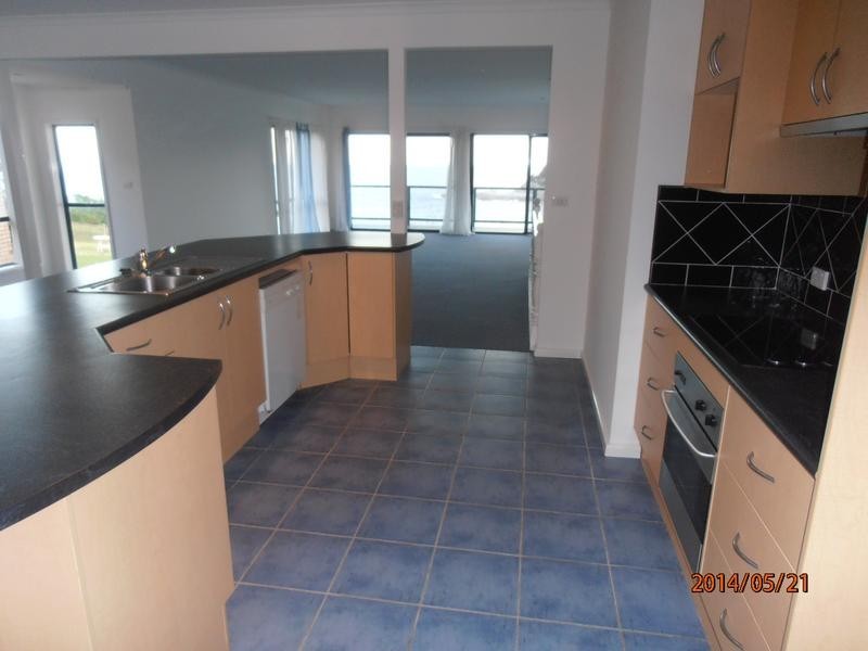 84 Kalang Road, Kiama Heights NSW 2533