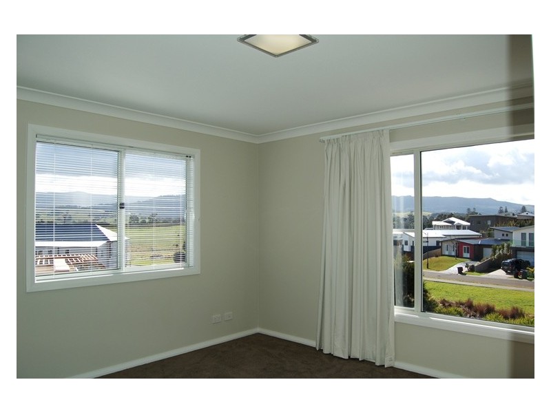 2/746 Millewa Avenue, Gerringong NSW 2534