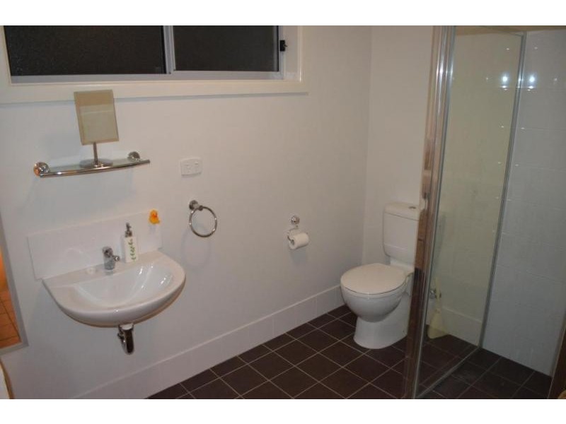 1 Page Avenue, North Nowra NSW 2541