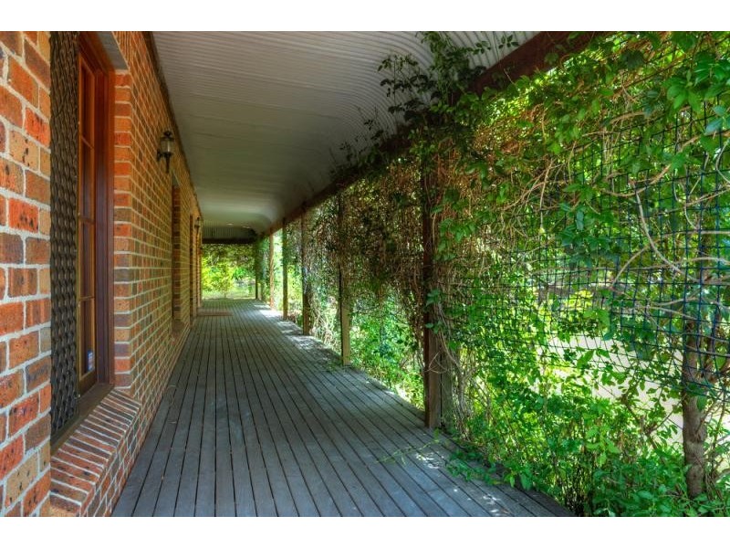 10 Lincorn Close, Bangalee NSW 2541