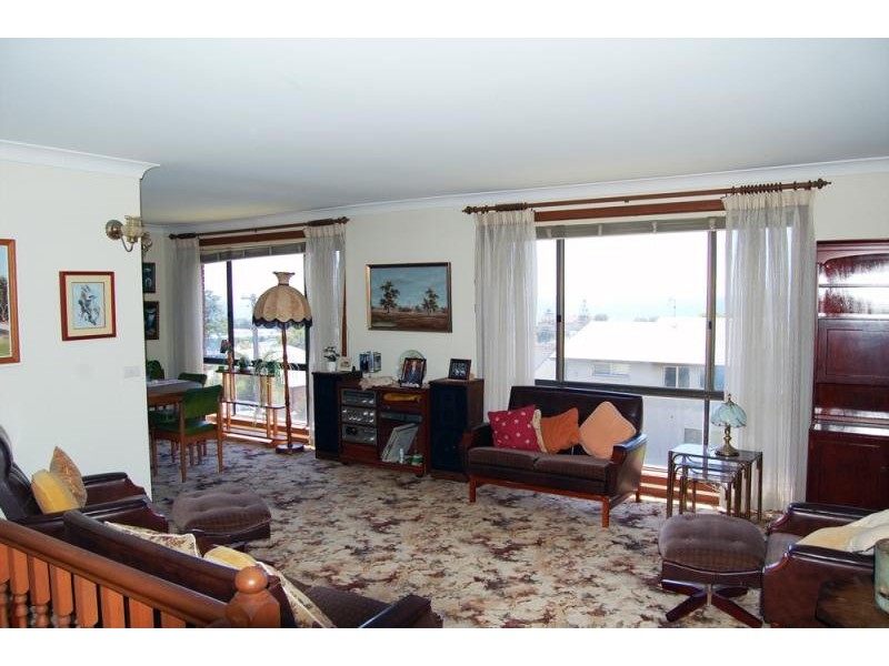 8 Geering Street, Gerringong NSW 2534