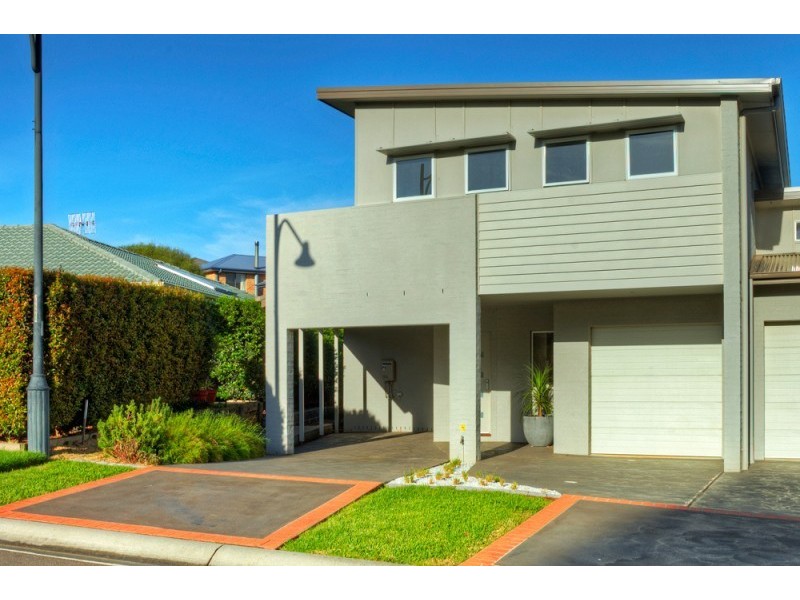 2 Frolic Street, Gerringong NSW 2534