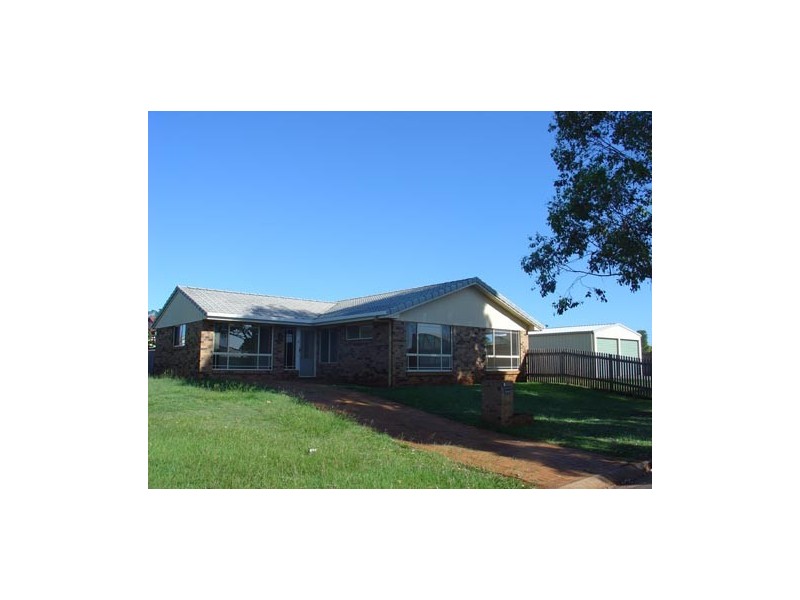 2 Parklane Road, Victoria Point QLD 4165