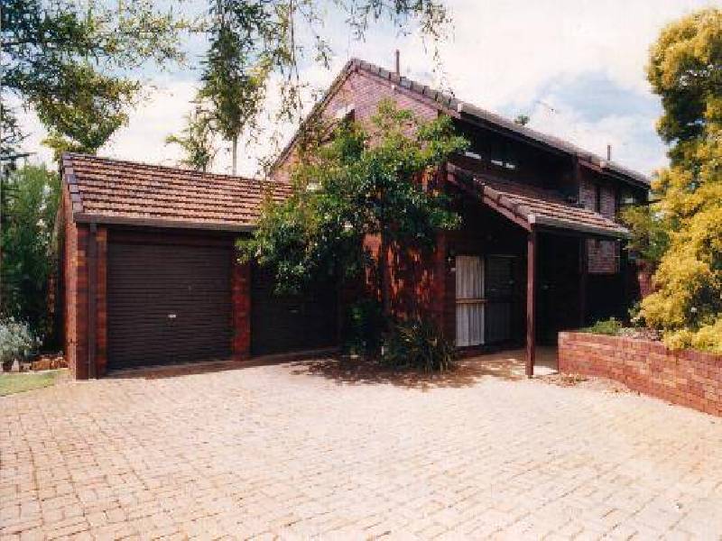 Topatig Street, Cleveland QLD 4163