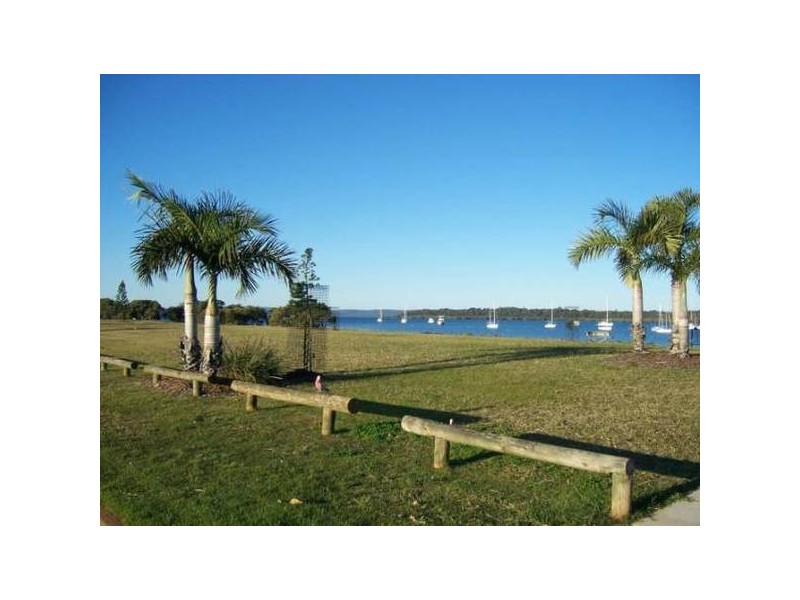 8 Bayswater Drive, Victoria Point QLD 4165