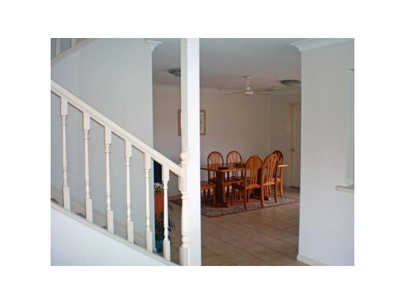 4 Woodrow Place, Cleveland QLD 4163