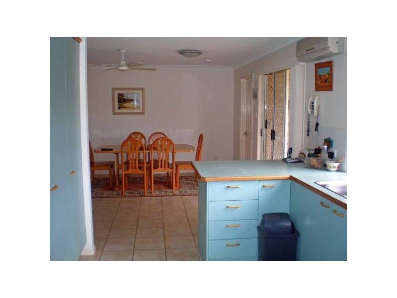 4 Woodrow Place, Cleveland QLD 4163