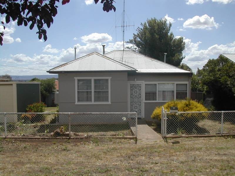 112 Lachlan Street, Cowra NSW 2794