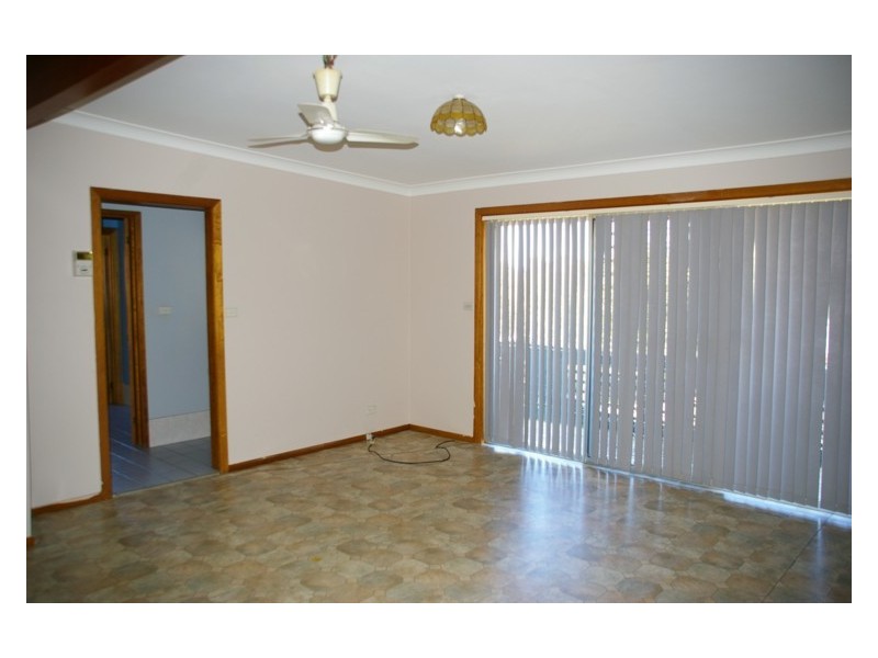 6 Smith Street, Cowra NSW 2794