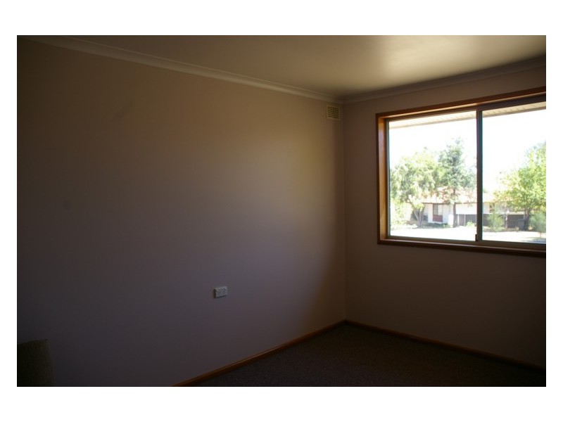 15 Jindalee Circuit, Cowra NSW 2794