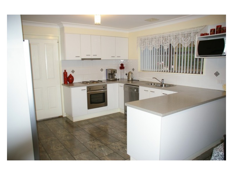 40 Dowell Street, Cowra NSW 2794