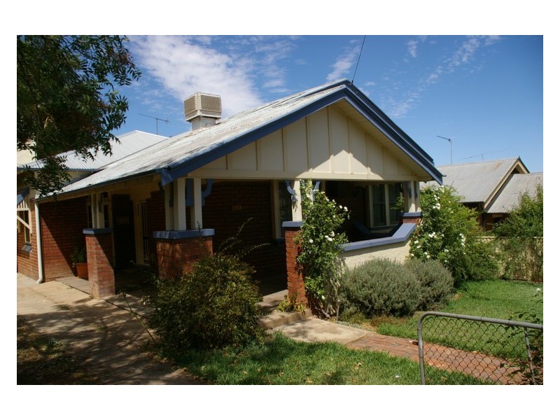 145 Fitzroy Street, Cowra NSW 2794