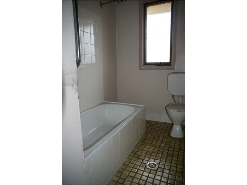 1 Jindalee Circuit, Cowra NSW 2794