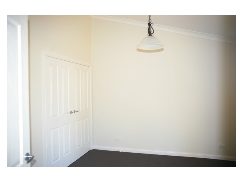 24 Chapman Street, Cowra NSW 2794