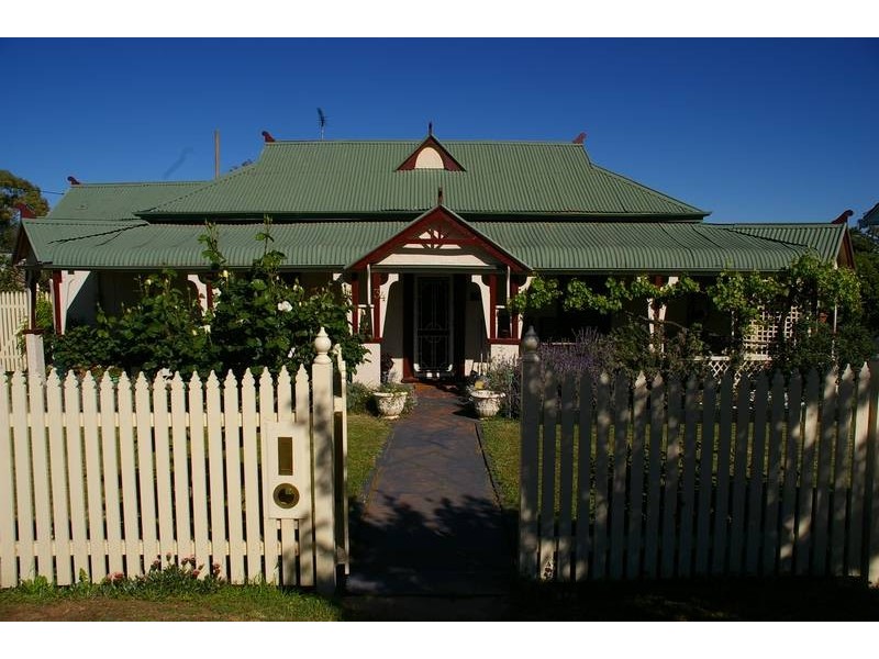 34 Lachlan street, Cowra NSW 2794
