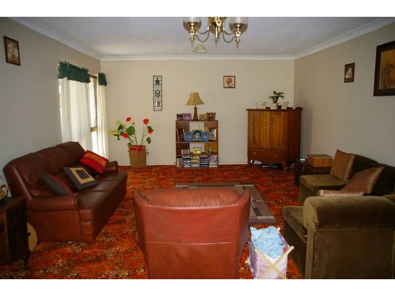 4 Courallie Street, Cowra NSW 2794