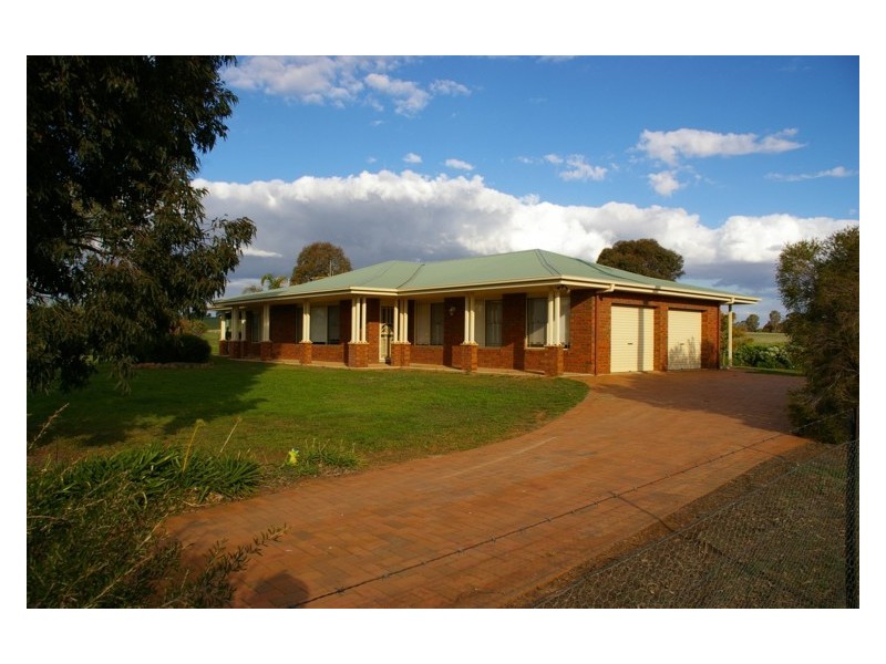 Canowindra Road, Cowra NSW 2794