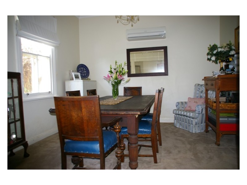 59 Vaux Street, Cowra NSW 2794