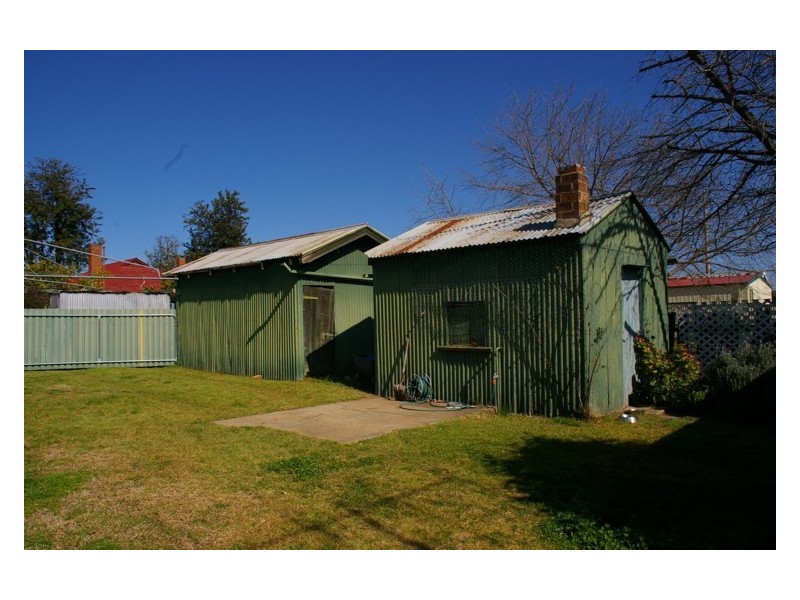 59 Vaux Street, Cowra NSW 2794