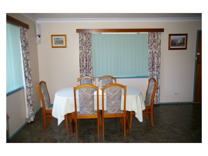 31 Wollowra Street, Cowra NSW 2794